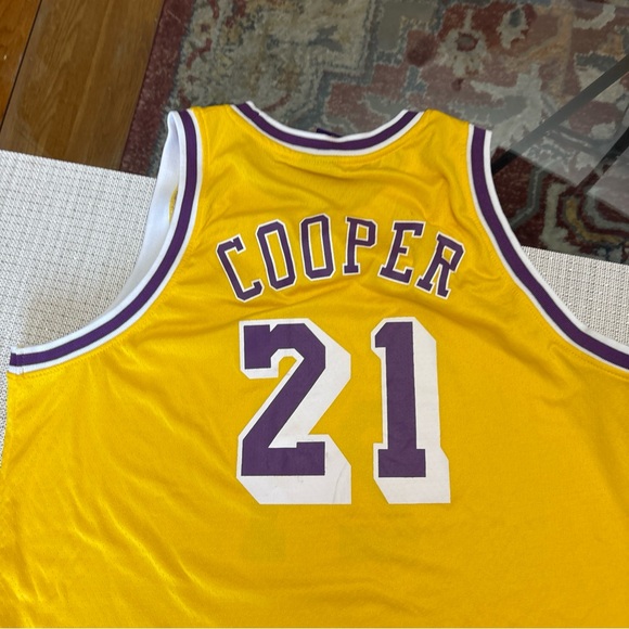 NBA Lakers 21 , COOPER Yellow and Purple Men's Jersey, size XL - Picture 7 of 9